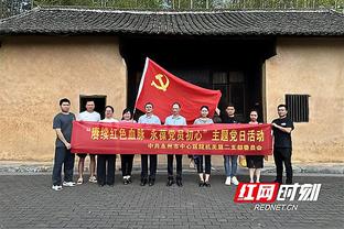 记者：巴迪亚西勒因轻伤缺席对阵卢顿比赛，留在科巴姆单独训练